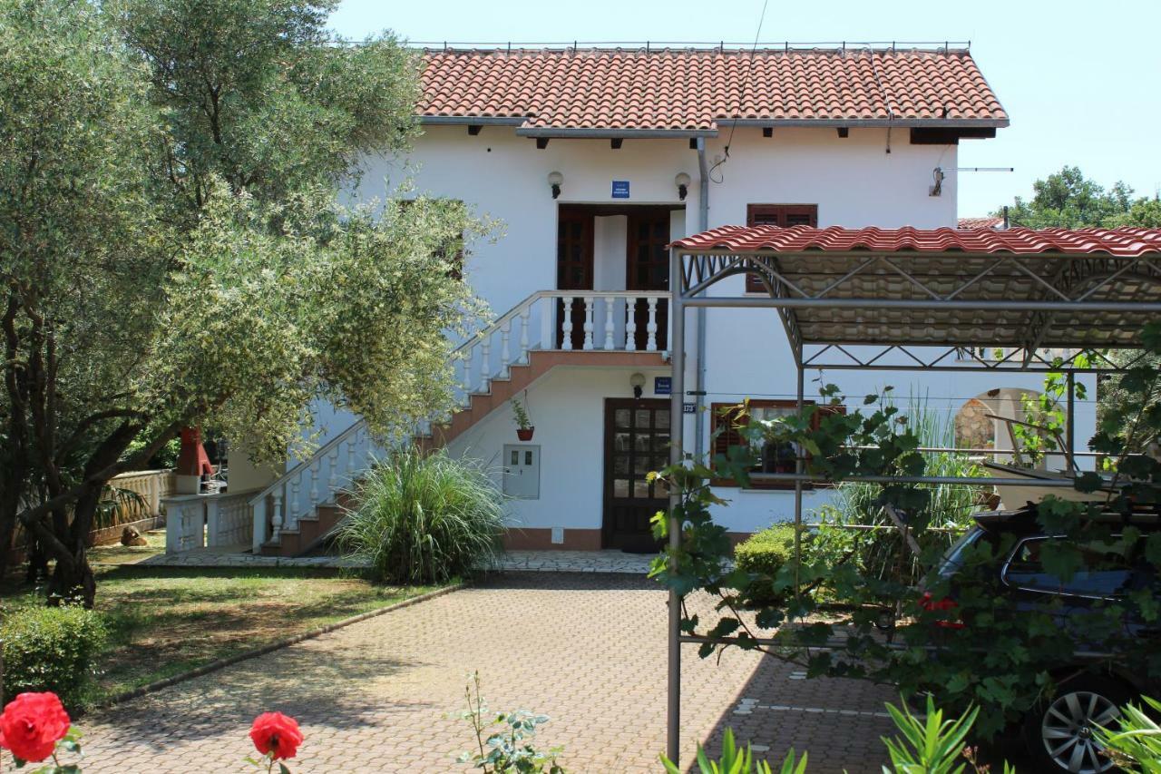 ריסיקה Apartments Seka מראה חיצוני תמונה